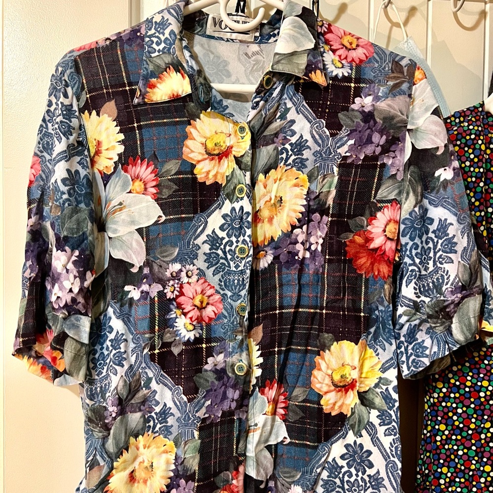 Vintage vogue woman Hawaiian shirt bought from Japan